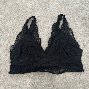 Marilyn Monroe Lace Bralette in Black Size Medium (fits more of a small)